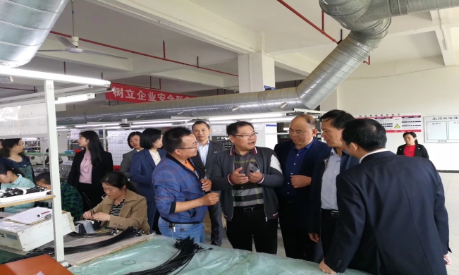 北冰院長湖南省政協(xié)邀請(qǐng)參與“三進(jìn)三助”衡陽、永州、郴州考察調(diào)研