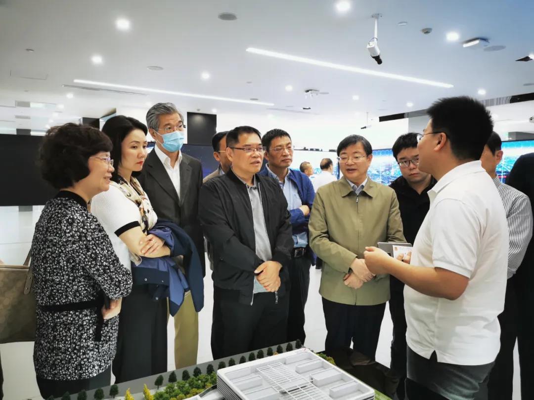 他山之石｜上海如何吸納優(yōu)勢(shì)制造業(yè)，持續(xù)布局關(guān)鍵技術(shù)攻關(guān)，強(qiáng)化高端產(chǎn)業(yè)引領(lǐng)功能